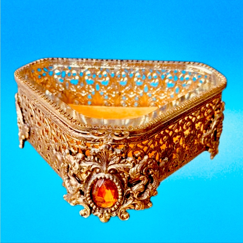 Vintage Hollywood Regency Gilt Ormolu Ornate Filigree Amber Cabochon Jewelry Box
